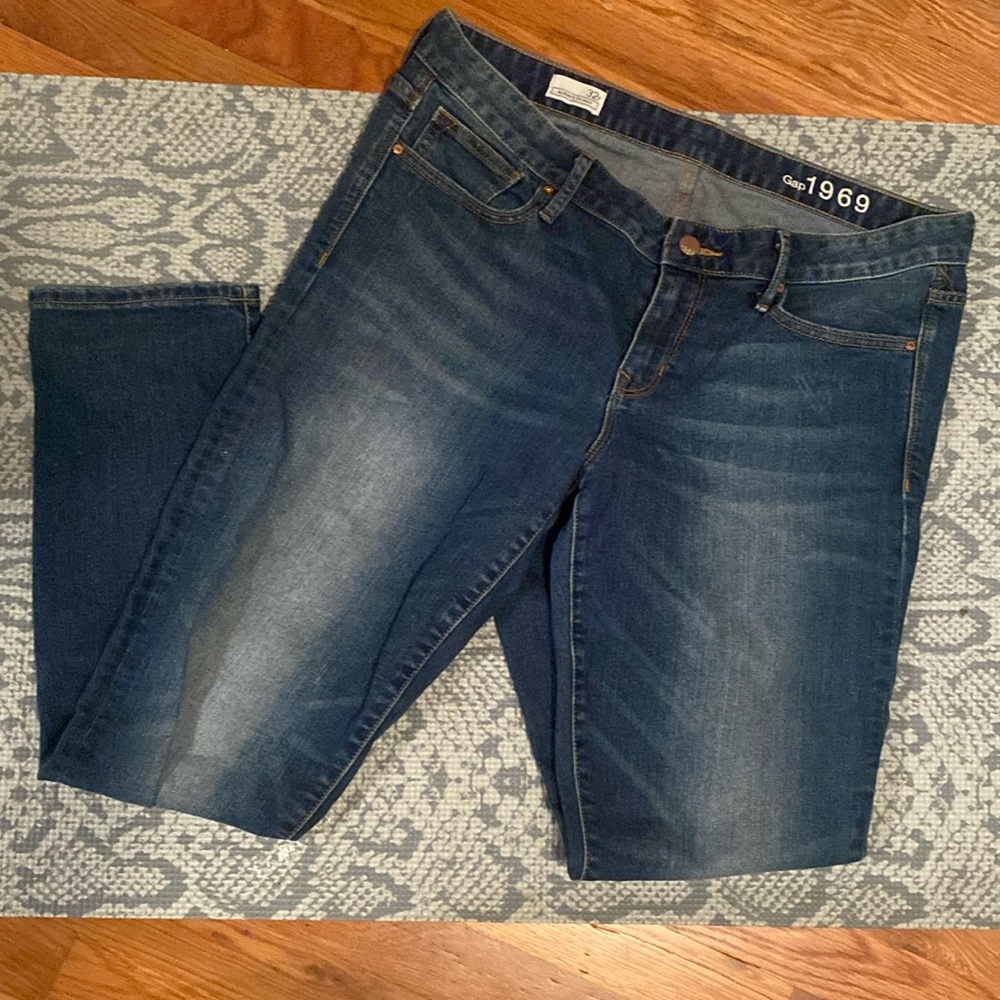 GAP jeans from 2013; mid-low rose, skinny fit, slight stretch.